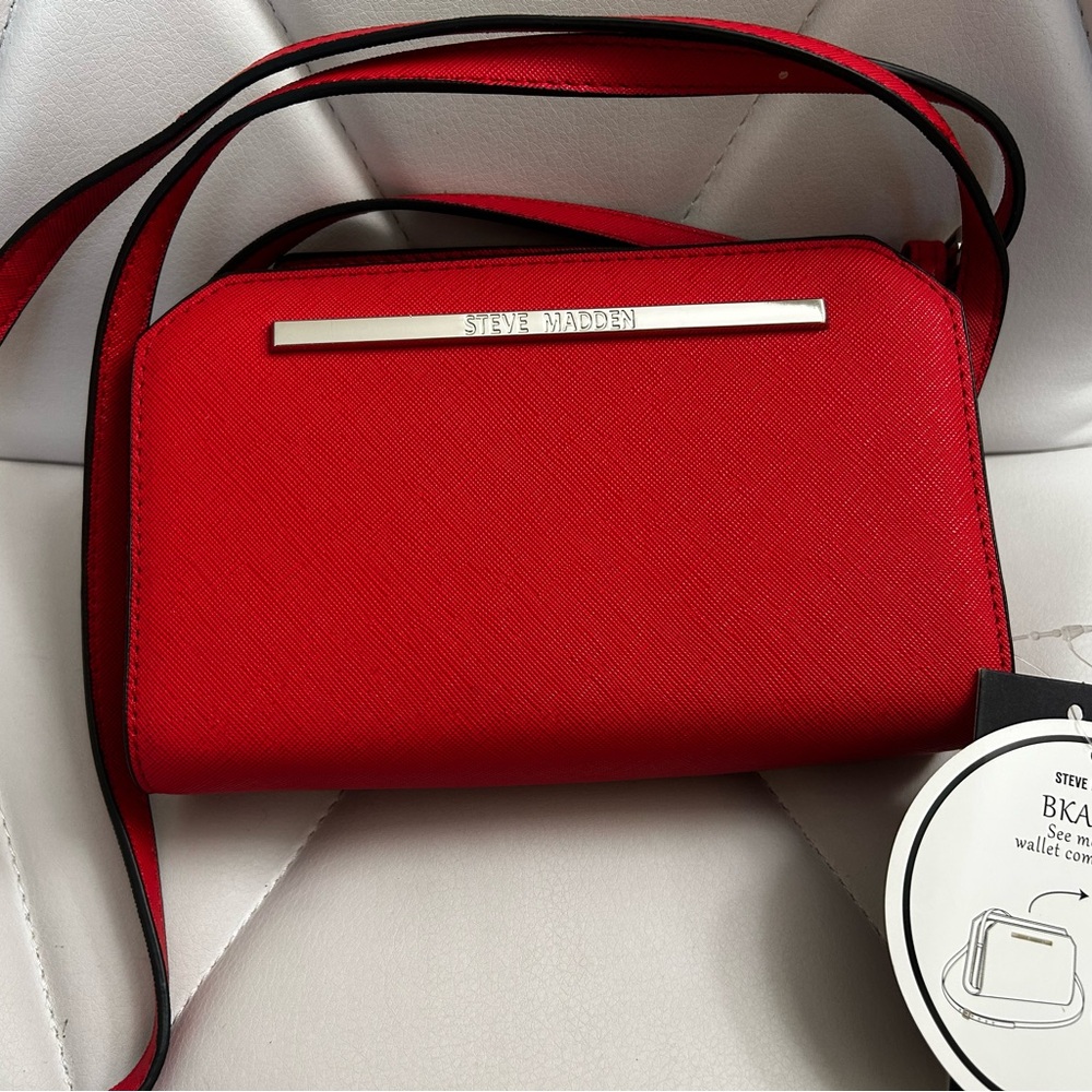 Steve Madden Red Crossbody Bag with Modern Minimalist Design